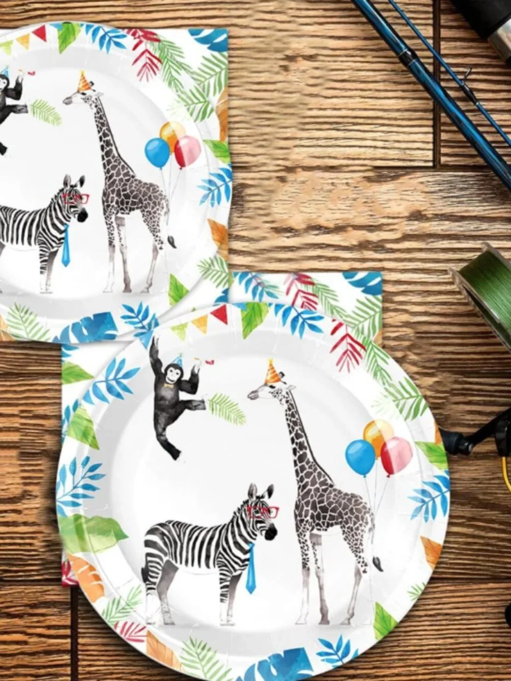 40Pcs Animals Birthday Party 7-inch Dessert Plates & Napkins for 20 Guests